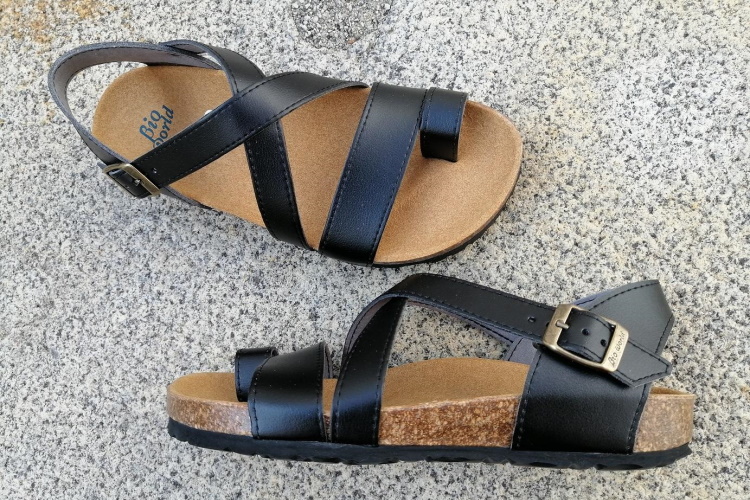 BioWorld Footwear Genova Sandal - Black | VEGA-LIFE